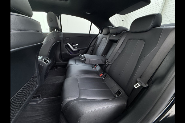 Mercedes-Benz A-Klasse 180 Luxury | Memory Pano Multibeam Camera