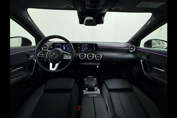 Mercedes-Benz A-Klasse 180 Luxury | Memory Pano Multibeam Camera