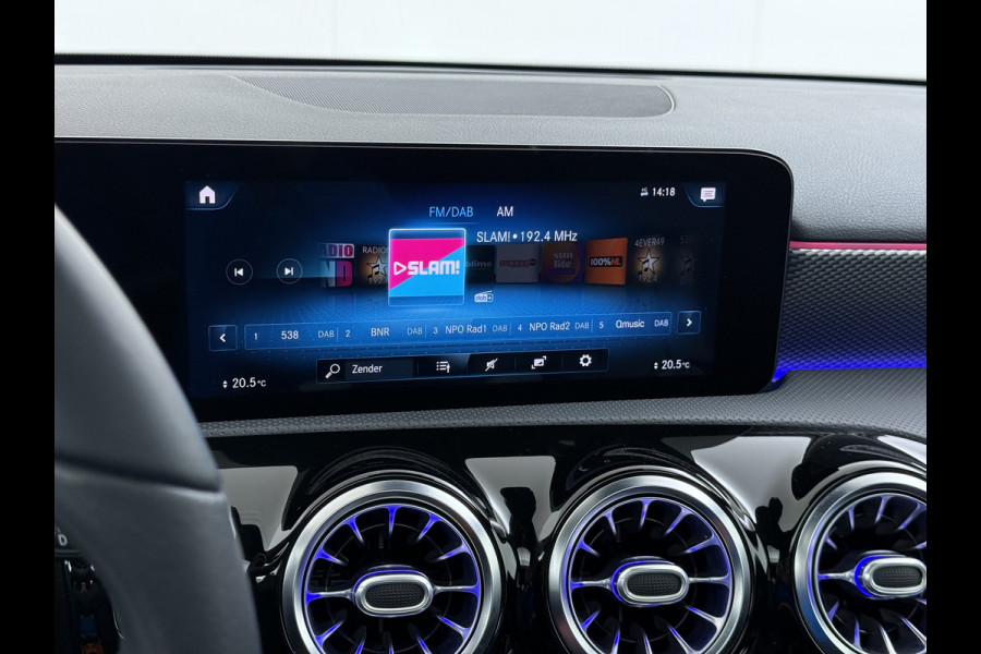 Mercedes-Benz A-Klasse 180 Luxury | Memory Pano Multibeam Camera