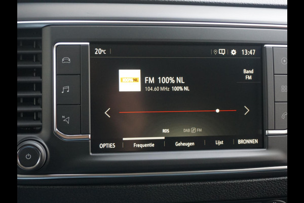 Opel Vivaro Electric L3 75 kWh | tot 8 jaar garantie | navigatie incl. Apple Carplay | airco | parkeersensoren | e-Call pakket | 3-zitplaatsen | rijklaarprijs