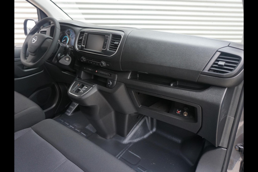 Opel Vivaro Electric L3 75 kWh | tot 8 jaar garantie | navigatie incl. Apple Carplay | airco | parkeersensoren | e-Call pakket | 3 zitplaatsen | rijklaarprijs