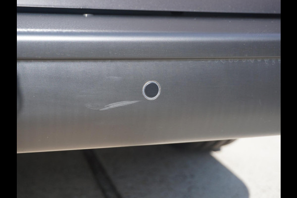 Opel Vivaro Electric L3 75 kWh | tot 8 jaar garantie | navigatie incl. Apple Carplay | airco | parkeersensoren | e-Call pakket | 3-zitplaatsen | rijklaarprijs