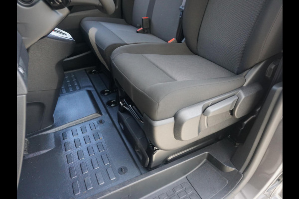 Opel Vivaro Electric L3 75 kWh | tot 8 jaar garantie | navigatie incl. Apple Carplay | airco | parkeersensoren | e-Call pakket | 3-zitplaatsen | rijklaarprijs