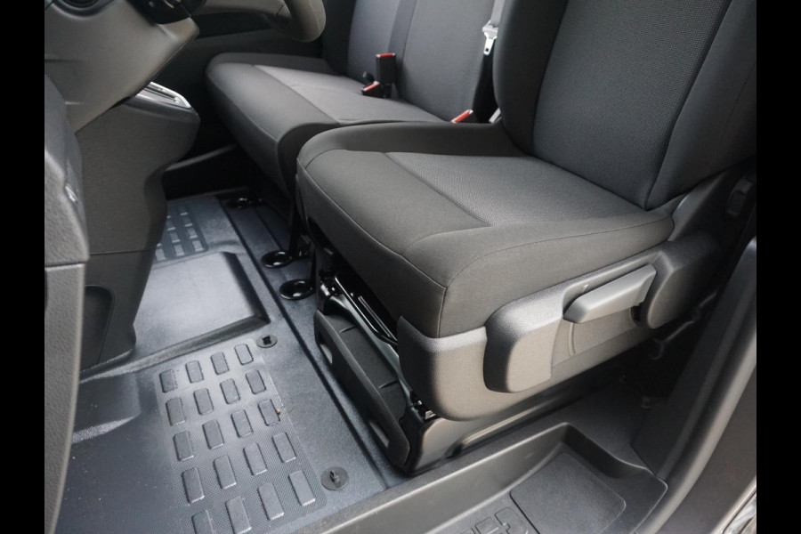 Opel Vivaro Electric L3 75 kWh | tot 8 jaar garantie | navigatie incl. Apple Carplay | airco | parkeersensoren | e-Call pakket | 3-zitplaatsen | rijklaarprijs