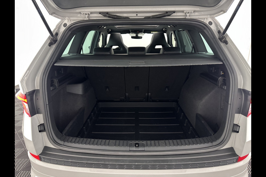 Škoda Kodiaq 1.5 TSI Sportline Business (INCL-BTW) Aut. *PANO | LEATHER-MICROFIBRE | FULL-LED | MEMORY-PACK | DIGI-COCKPIT | NAVI-FULLMAP | CAMERA | DAB+ | AMBIENT-LIGHT | KEYLESS | DAB+ | CARPLAY | PRIVACY-GLASS | 20"ALU*