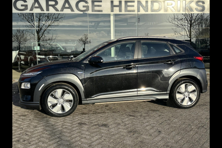 Hyundai Kona EV Comfort 64 kWh | SOH: 94,7 % | 3 Fase | Warmtepomp | Navi | Adaptive CC | Climate |