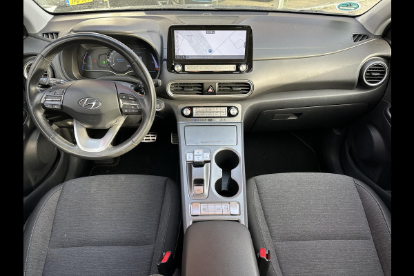 Hyundai Kona EV Comfort 64 kWh | SOH: 94,7 % | 3 Fase | Warmtepomp | Navi | Adaptive CC | Climate |