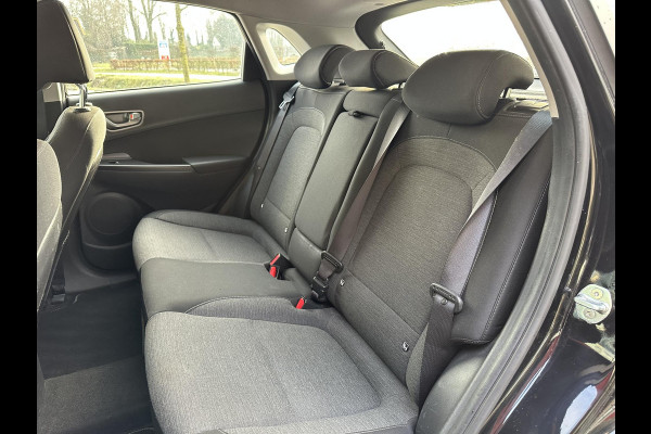 Hyundai Kona EV Comfort 64 kWh | SOH: 94,7 % | 3 Fase | Warmtepomp | Navi | Adaptive CC | Climate |