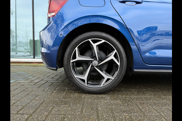 Volkswagen Polo 1.0 TSI Highline Business R - Navi - Leder - Beats - Trekhaak - Org.NL