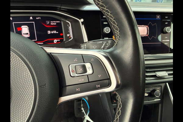 Volkswagen Polo 1.0 TSI Highline Business R - Navi - Leder - Beats - Trekhaak - Org.NL