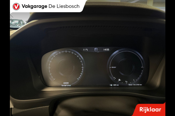 Volvo XC40 1.5 T5 Plug-in hybrid Plus Dark /pano/memory/navi/harman kardonc/camera