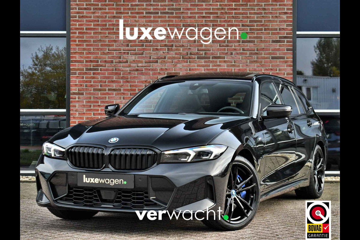 BMW 3 Serie Touring 330e M-Sport Pano ACC Trekh H/K HUD Stuurverw