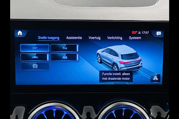 Mercedes-Benz EQA 250 // 18" Velgen // Privacy Glass // Easy pack achterklep // Dodehoekassistent // Sfeerverlichting // Apple Play // Android Aut