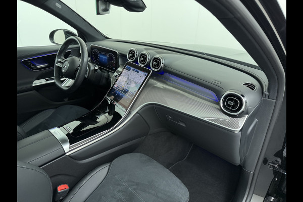 Mercedes-Benz GLC 400e 4Matic AMG // Trekhaak // Luchtvering // Meesturende Achteras // Panoramadak // Nightpakket // 360 Camera // Digital Light