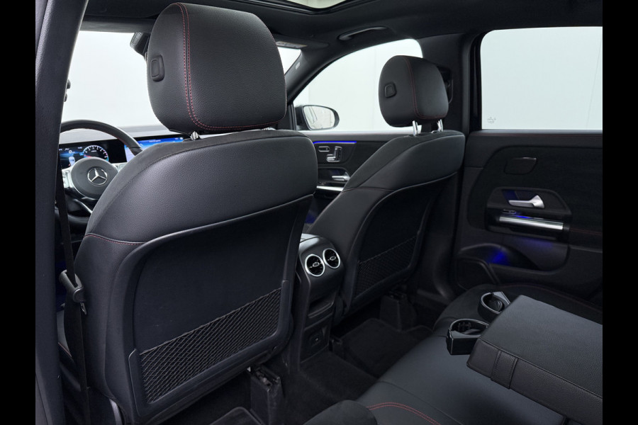 Mercedes-Benz GLA 250e AMG // Memory Stoelen // Distronic // Panoramadak // Rij Assistentiepakket // MultiBeam LED // Carplay // Nightpakket