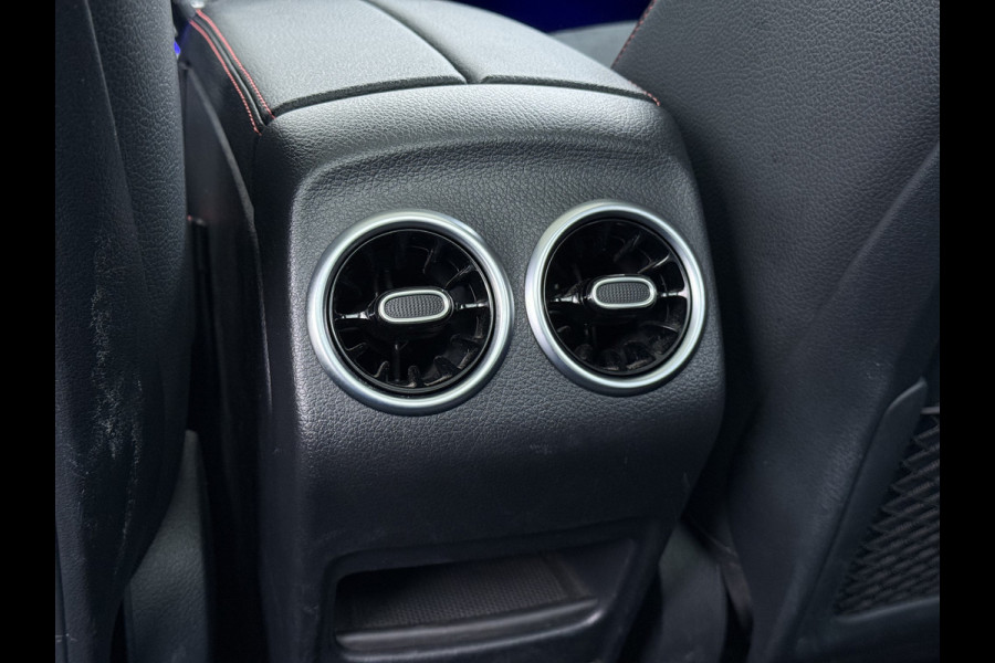 Mercedes-Benz GLA 250e AMG // Memory Stoelen // Distronic // Panoramadak // Rij Assistentiepakket // MultiBeam LED // Carplay // Nightpakket