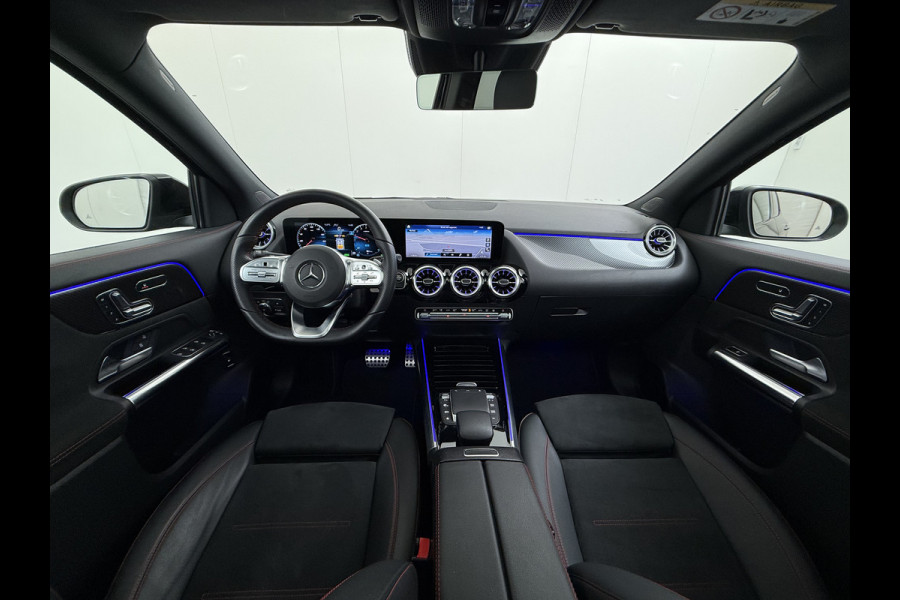 Mercedes-Benz GLA 250e AMG // Memory Stoelen // Distronic // Panoramadak // Rij Assistentiepakket // MultiBeam LED // Carplay // Nightpakket