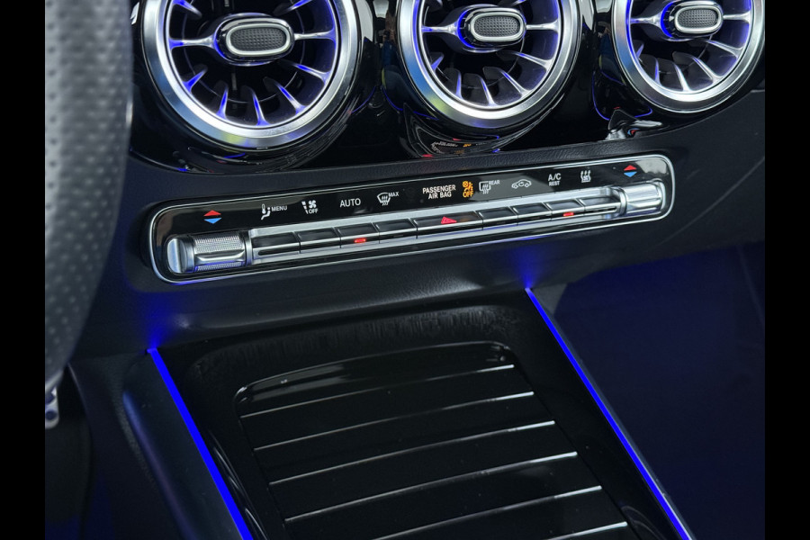 Mercedes-Benz GLA 250e AMG // Memory Stoelen // Distronic // Panoramadak // Rij Assistentiepakket // MultiBeam LED // Carplay // Nightpakket