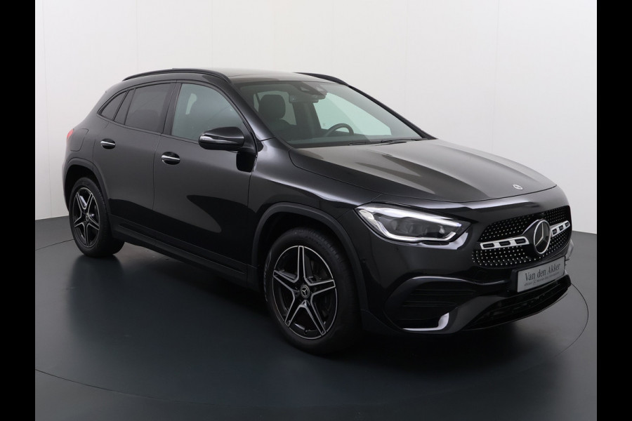 Mercedes-Benz GLA 250e AMG // Memory Stoelen // Distronic // Panoramadak // Rij Assistentiepakket // MultiBeam LED // Carplay // Nightpakket