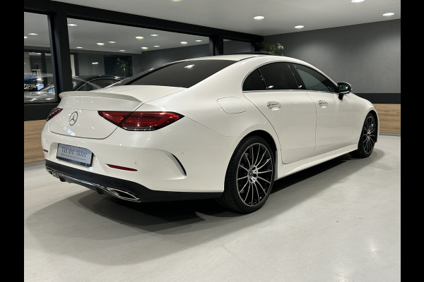 Mercedes-Benz CLS-Klasse 450 4Matic AMG // Burmester // 360 Camera // Sunroof // Trekhaak // 20 inch // Designo White // Distronic
