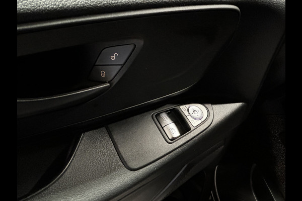 Mercedes-Benz Vito TOURER 116CDI Automaat L3 Dubbele Cabine // Trekhaak // Airco // Camera // Navigatie //