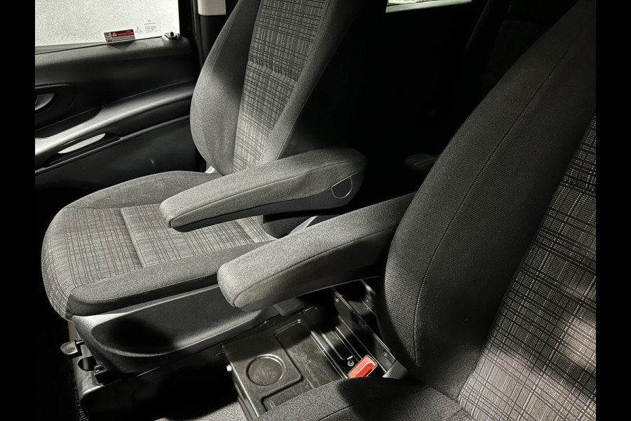 Mercedes-Benz Vito TOURER 116CDI Automaat L3 Dubbele Cabine // Trekhaak // Airco // Camera // Navigatie //