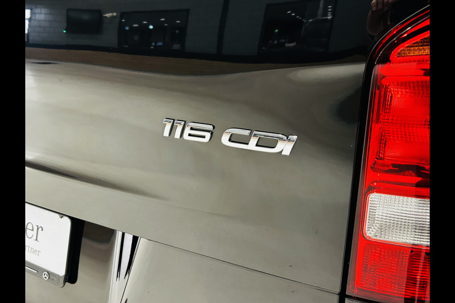 Mercedes-Benz Vito TOURER 116CDI Automaat L3 Dubbele Cabine // Trekhaak // Airco // Camera // Navigatie //