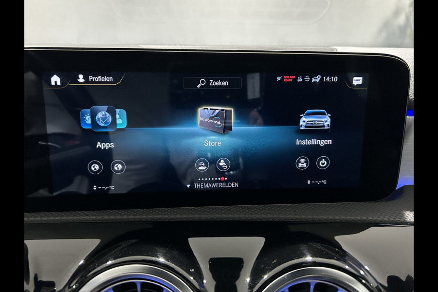 Mercedes-Benz A-Klasse 250e AMG// Panoramadak // Memory // MultiBeam LED // Keyless // Magno Grijs // Augmented