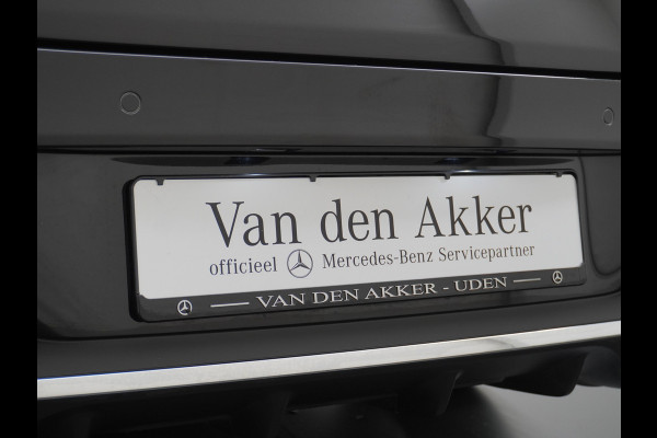 Mercedes-Benz CLA-Klasse Shooting Brake 200 AMG // Panoramadak // Sfeerverlichting // Privacy Glas // 19" Velgen // Carplay // Augmented Reality