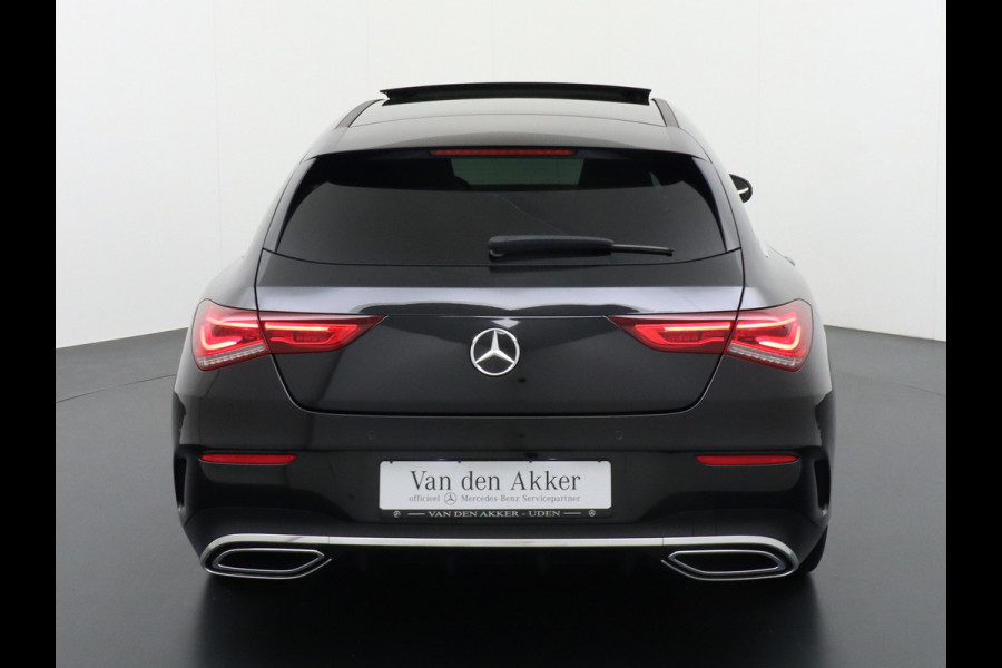 Mercedes-Benz CLA-Klasse Shooting Brake 200 AMG // Panoramadak // Sfeerverlichting // Privacy Glas // 19" Velgen // Carplay // Augmented Reality