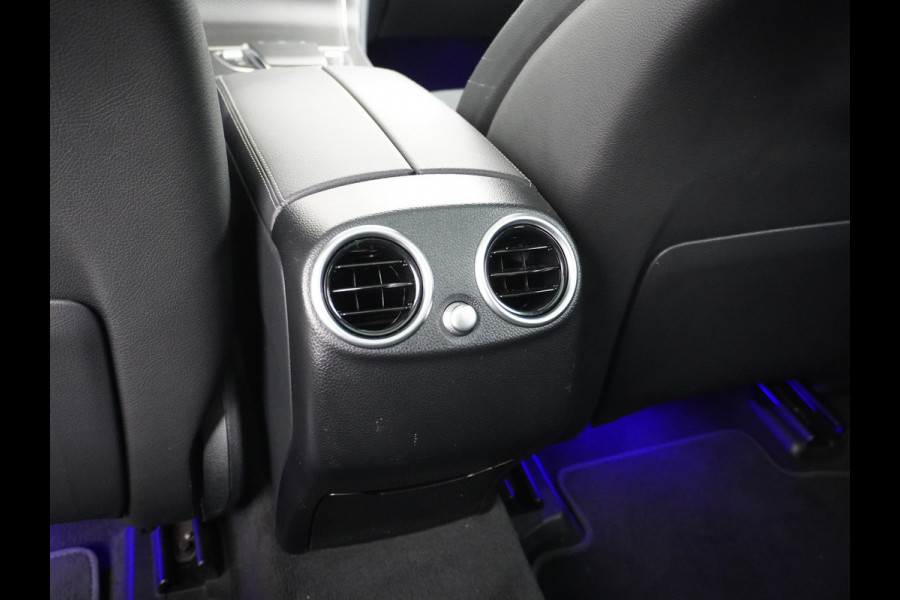 Mercedes-Benz GLC 300e AMG 4Matic // Panoramadak // Burmester // 360 Camera // Keyless // Carbon // Sfeerverlichting // Carplay