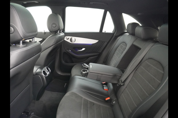 Mercedes-Benz GLC 300e AMG 4Matic // Panoramadak // Burmester // 360 Camera // Keyless // Carbon // Sfeerverlichting // Carplay