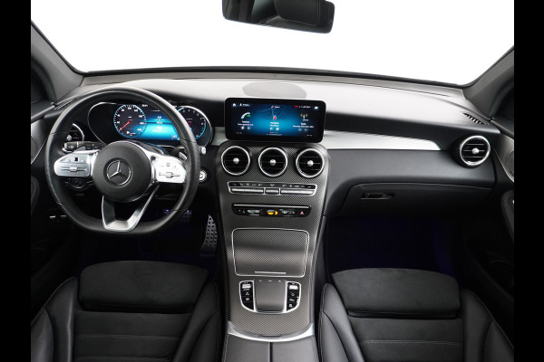 Mercedes-Benz GLC 300e AMG 4Matic // Panoramadak // Burmester // 360 Camera // Keyless // Carbon // Sfeerverlichting // Carplay