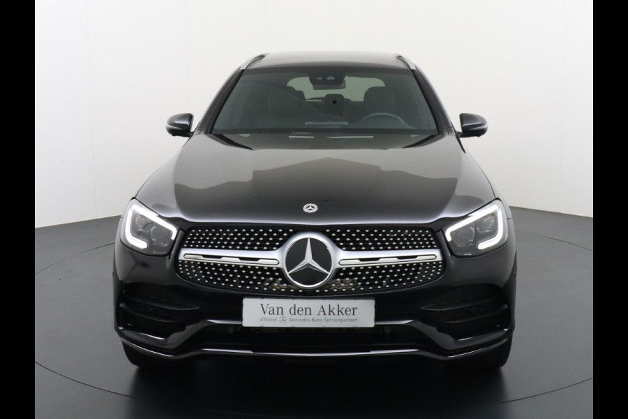 Mercedes-Benz GLC 300e AMG 4Matic // Panoramadak // Burmester // 360 Camera // Keyless // Carbon // Sfeerverlichting // Carplay