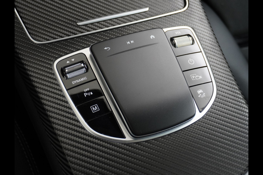 Mercedes-Benz GLC 300e AMG 4Matic // Panoramadak // Burmester // 360 Camera // Keyless // Carbon // Sfeerverlichting // Carplay