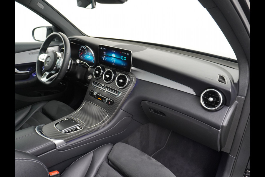 Mercedes-Benz GLC 300e AMG 4Matic // Panoramadak // Burmester // 360 Camera // Keyless // Carbon // Sfeerverlichting // Carplay