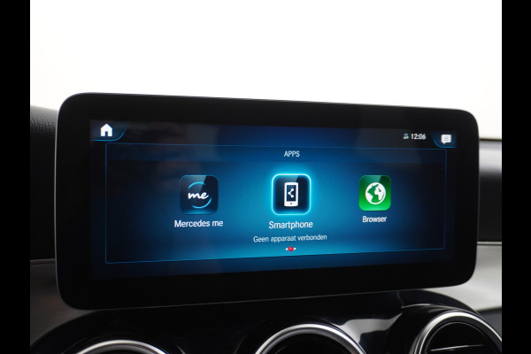 Mercedes-Benz GLC 300e Coupé AMG 4Matic // Burmester / Magno Grijs // 20 inch // Treeplanken // Night pakket