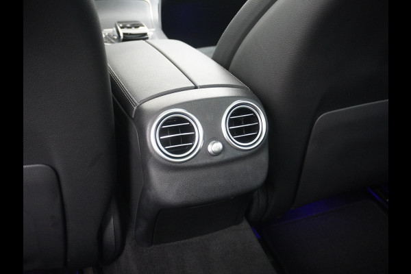 Mercedes-Benz C-Klasse 180 AMG 180 AMG // Panoramadak // MultiBeam LED // Nightpakket // Digitaal Dashbord // Carplay // Sfeerverlichting