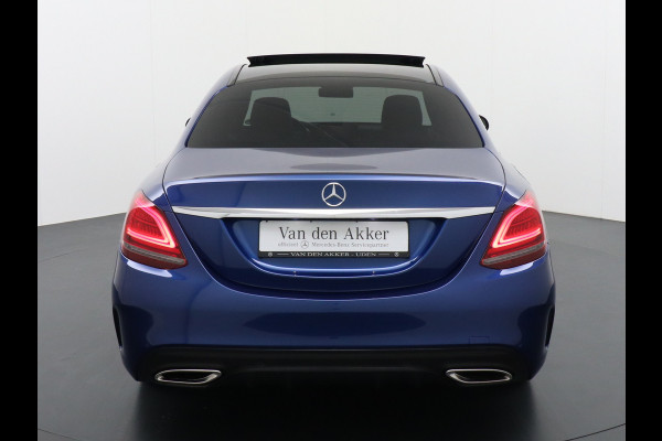 Mercedes-Benz C-Klasse 180 AMG 180 AMG // Panoramadak // MultiBeam LED // Nightpakket // Digitaal Dashbord // Carplay // Sfeerverlichting