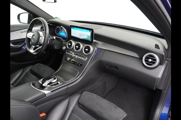 Mercedes-Benz C-Klasse 180 AMG 180 AMG // Panoramadak // MultiBeam LED // Nightpakket // Digitaal Dashbord // Carplay // Sfeerverlichting