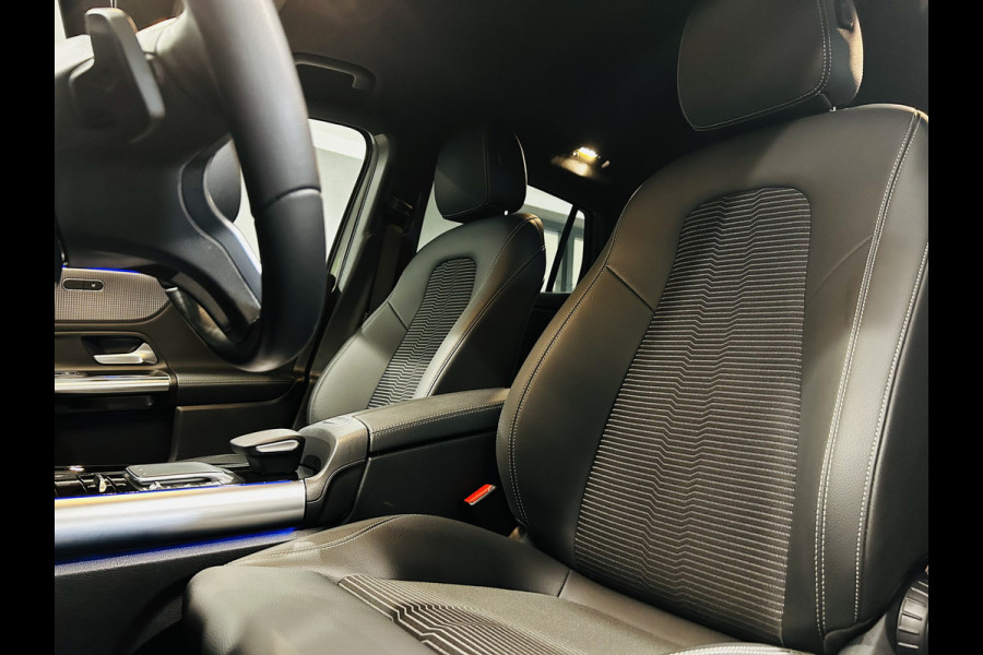 Mercedes-Benz EQA 250 Luxury 67kWh // Camera // Dode Hoek Ass. // D. Glas // Elektrische Achterklep // Sfeerverlichting // Widescreen // Cruise