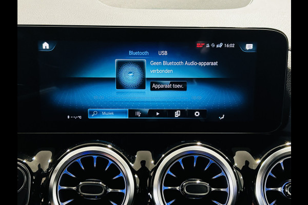 Mercedes-Benz EQA 250 Luxury 67kWh // Camera // Dode Hoek Ass. // D. Glas // Elektrische Achterklep // Sfeerverlichting // Widescreen // Cruise