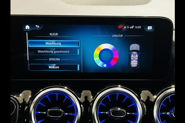 Mercedes-Benz EQA 250 Luxury 67kWh // Camera // Dode Hoek Ass. // D. Glas // Elektrische Achterklep // Sfeerverlichting // Widescreen // Cruise