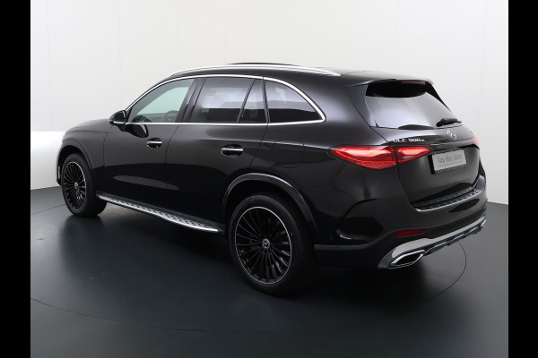 Mercedes-Benz GLC 300e AMG 4Matic // Burmester // Trekhaak // Panoramadak // Distronic // Rijassistentie pakket // Leder // Memory // 360 Camera /