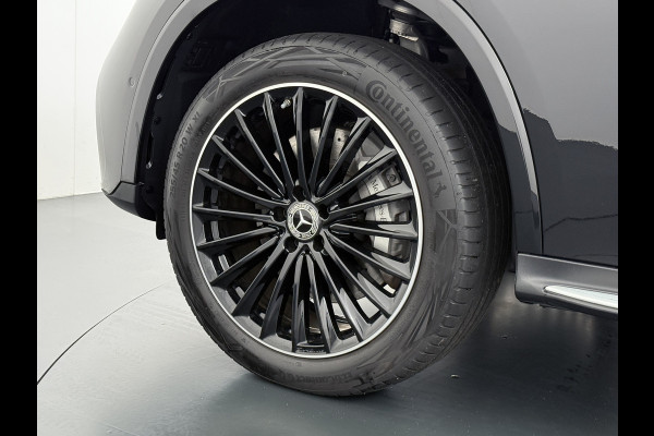 Mercedes-Benz GLC 300e AMG 4Matic // Burmester // Trekhaak // Panoramadak // Distronic // Rijassistentie pakket // Leder // Memory // 360 Camera /