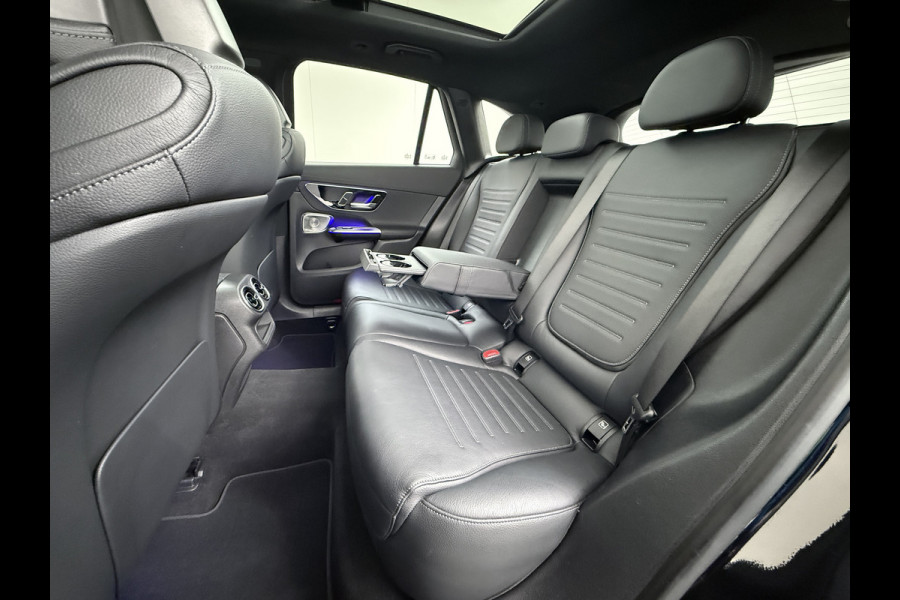 Mercedes-Benz GLC 300e AMG 4Matic // Burmester // Trekhaak // Panoramadak // Distronic // Rijassistentie pakket // Leder // Memory // 360 Camera /