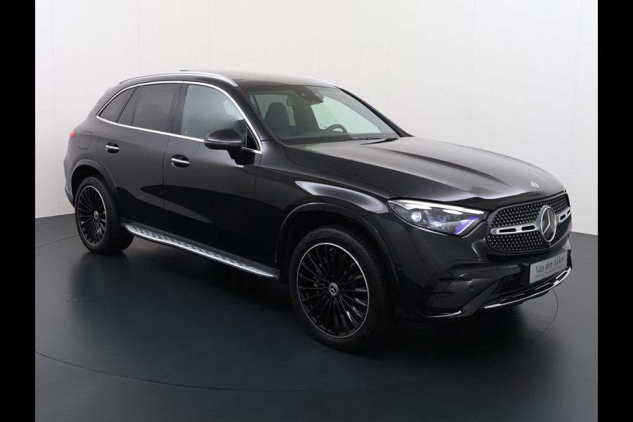 Mercedes-Benz GLC 300e AMG 4Matic // Burmester // Trekhaak // Panoramadak // Distronic // Rijassistentie pakket // Leder // Memory // 360 Camera /