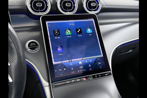 Mercedes-Benz GLC 300e AMG 4Matic // Burmester // Trekhaak // Panoramadak // Distronic // Rijassistentie pakket // Leder // Memory // 360 Camera /