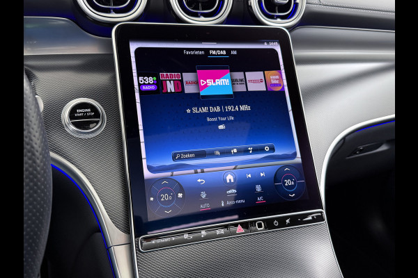 Mercedes-Benz GLC 300e AMG 4Matic // Burmester // Trekhaak // Panoramadak // Distronic // Rijassistentie pakket // Leder // Memory // 360 Camera /