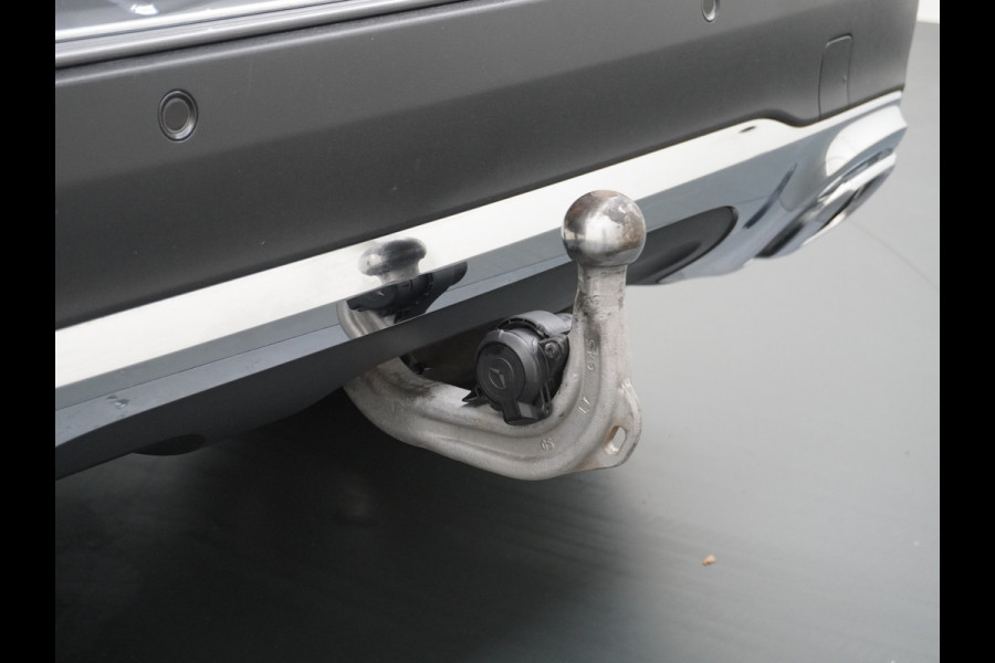 Mercedes-Benz GLA 250e Luxury // Trekhaak // Carplay // WideScreen // Navigatie // LED Koplampen // Cruise Control